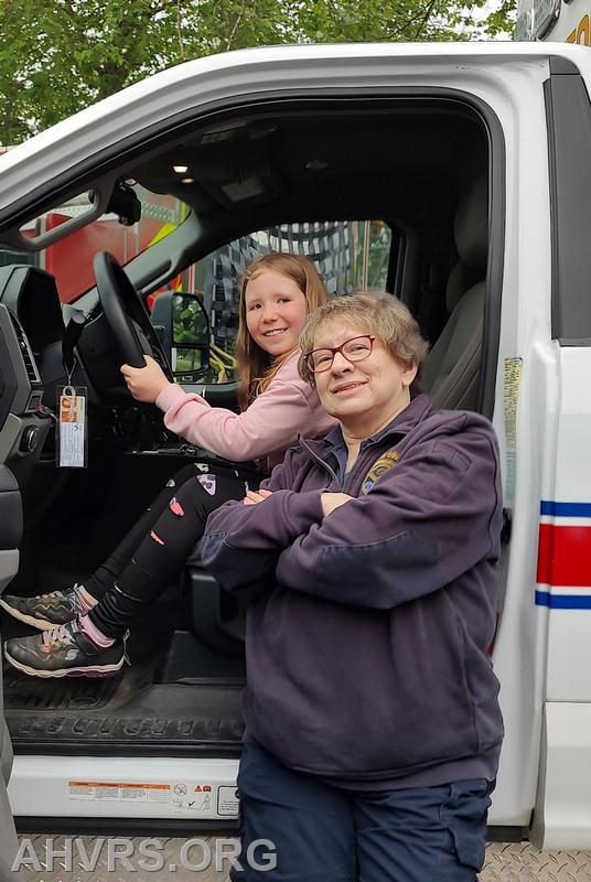 Aquia Harbour Community Safety Event
Chirs with New volunteer