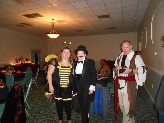 Angela, Chris and Andrew
Banquet 2011