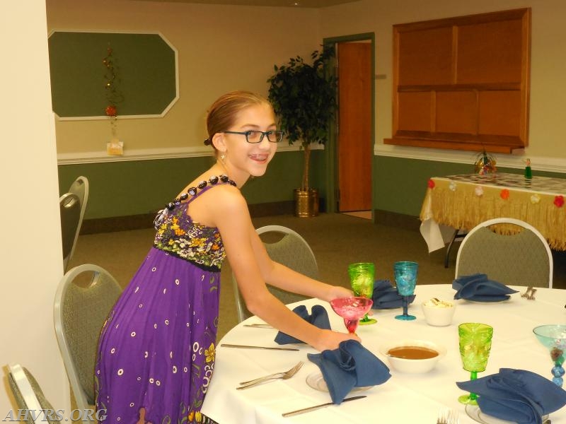 Setting the table
2016