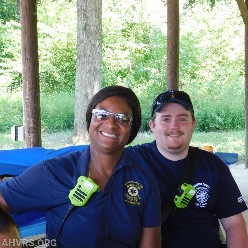 Anniversary Picnic: Ericka and Carl