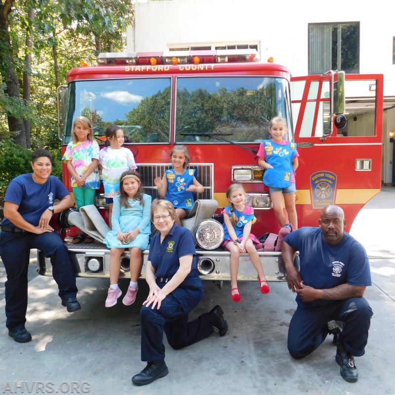 Daisy Scouts visit the Station